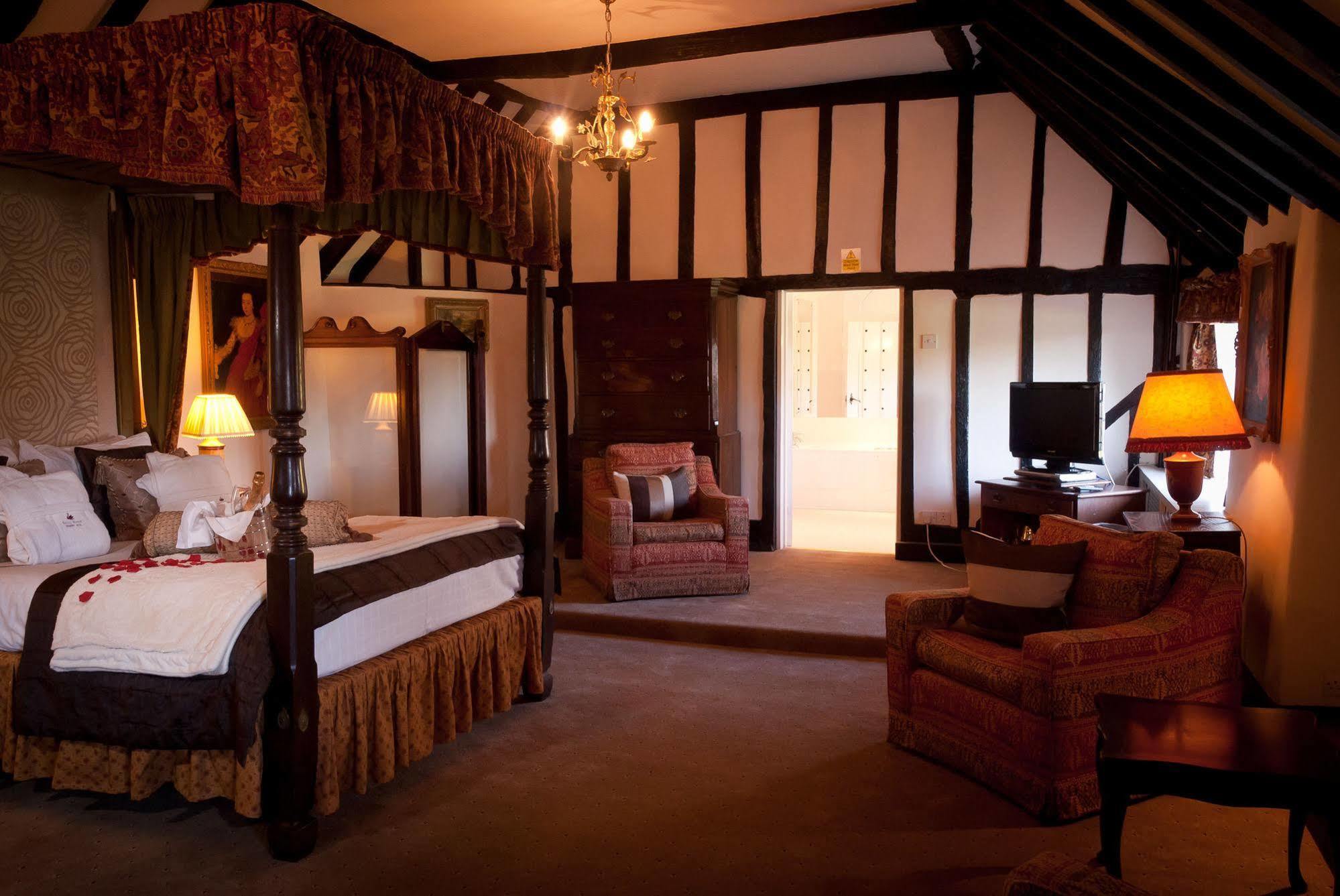 Ghyll Manor Country Hotel 호셤 외부 사진