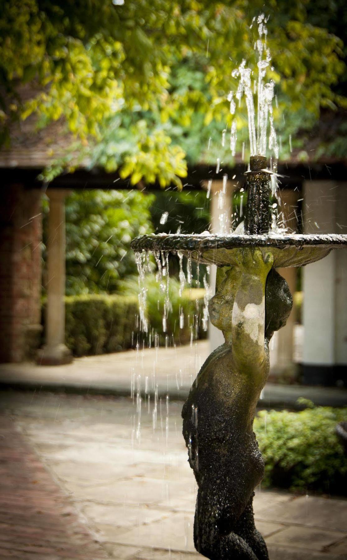 Ghyll Manor Country Hotel 호셤 외부 사진